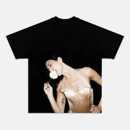 Dua Lipa: music Icon Tee V11