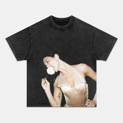 Dua Lipa: music Icon Tee V11