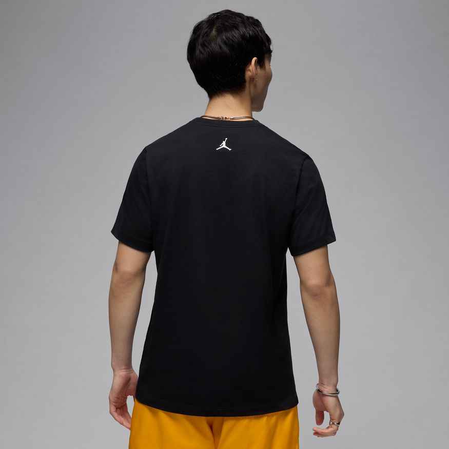 M Jordan Flight Essentials HJ2399-010