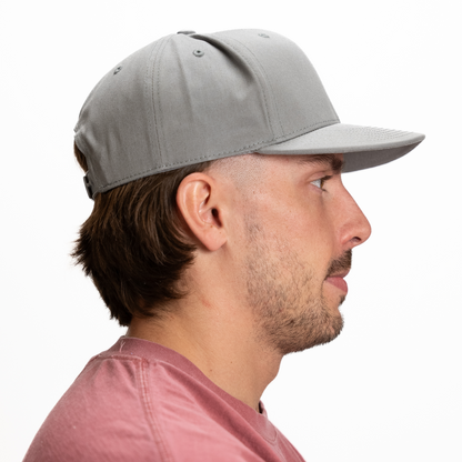 GNV-019 - 6 Panels Round Flat Bill Snapback - CAPS
