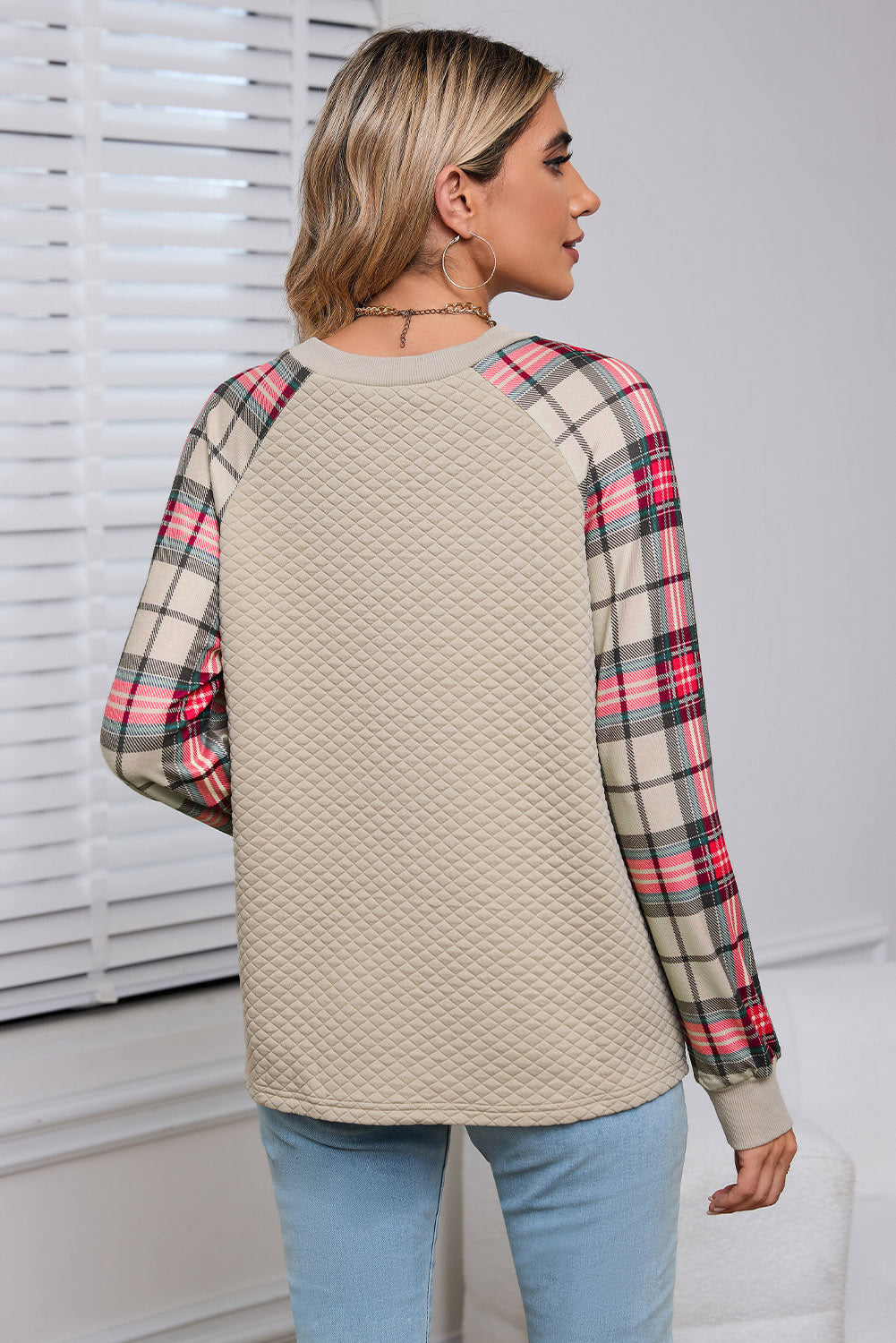 Apricot Plaid Print Quilted Raglan Sleeve Sweatshirt