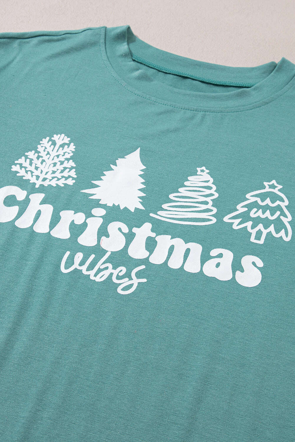 Loungewear Set-Green Christmas Tree Print Tee & White Pants Loungewear Set-torontoscreenprinting.ca