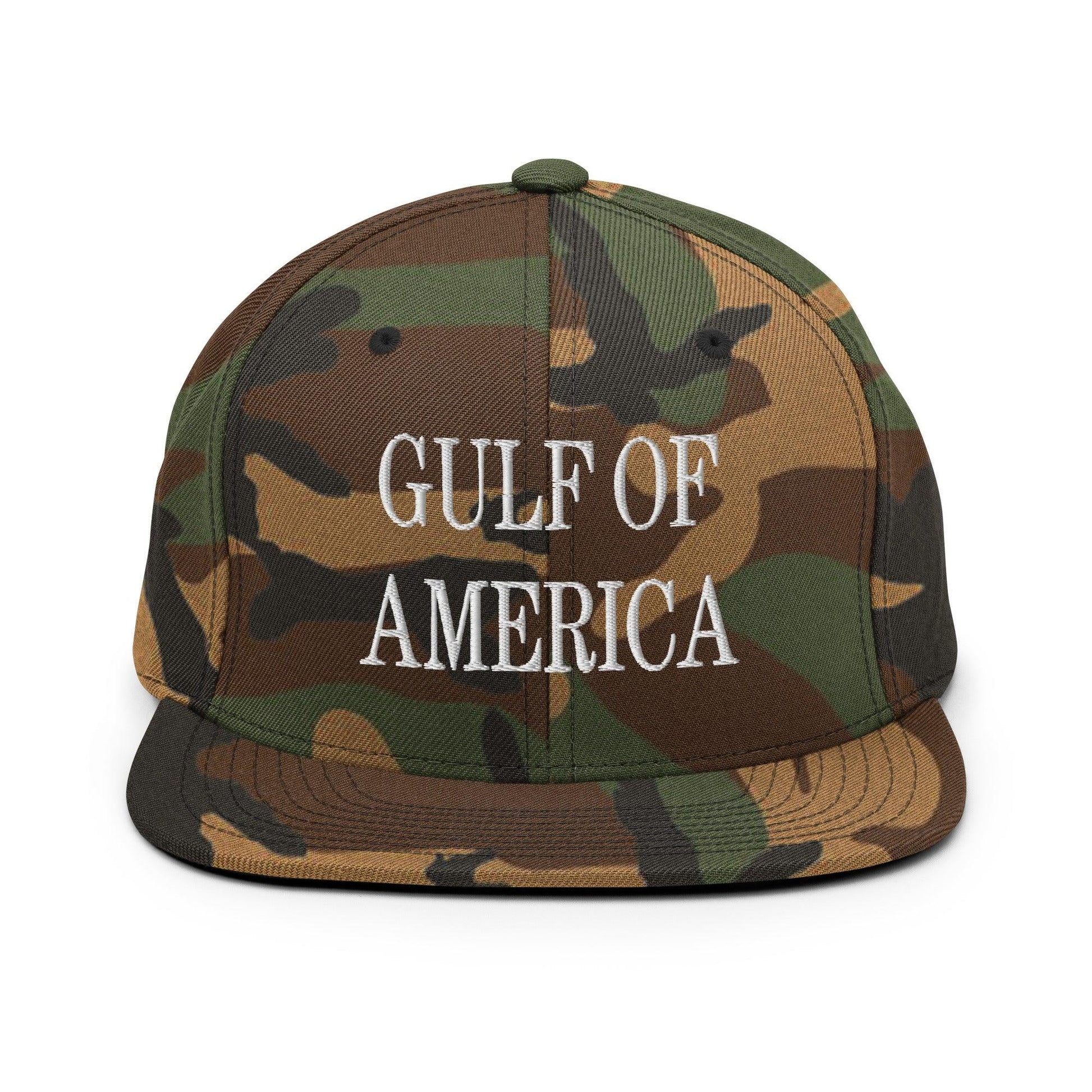 Camouflage flat-brimmed hat from Gulf of America with embroidered flat design and snapback closure