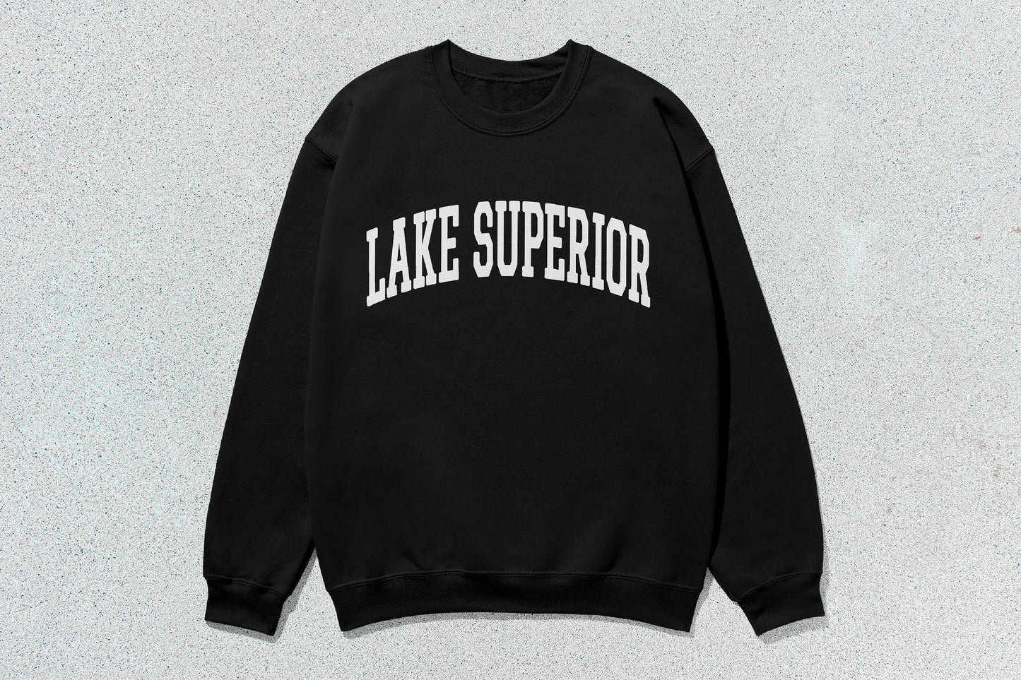 Lake Superior - Unisex Heavy Blend™ Crewneck Sweatshirt - Black / Small - Sweatshirts & Hoodies