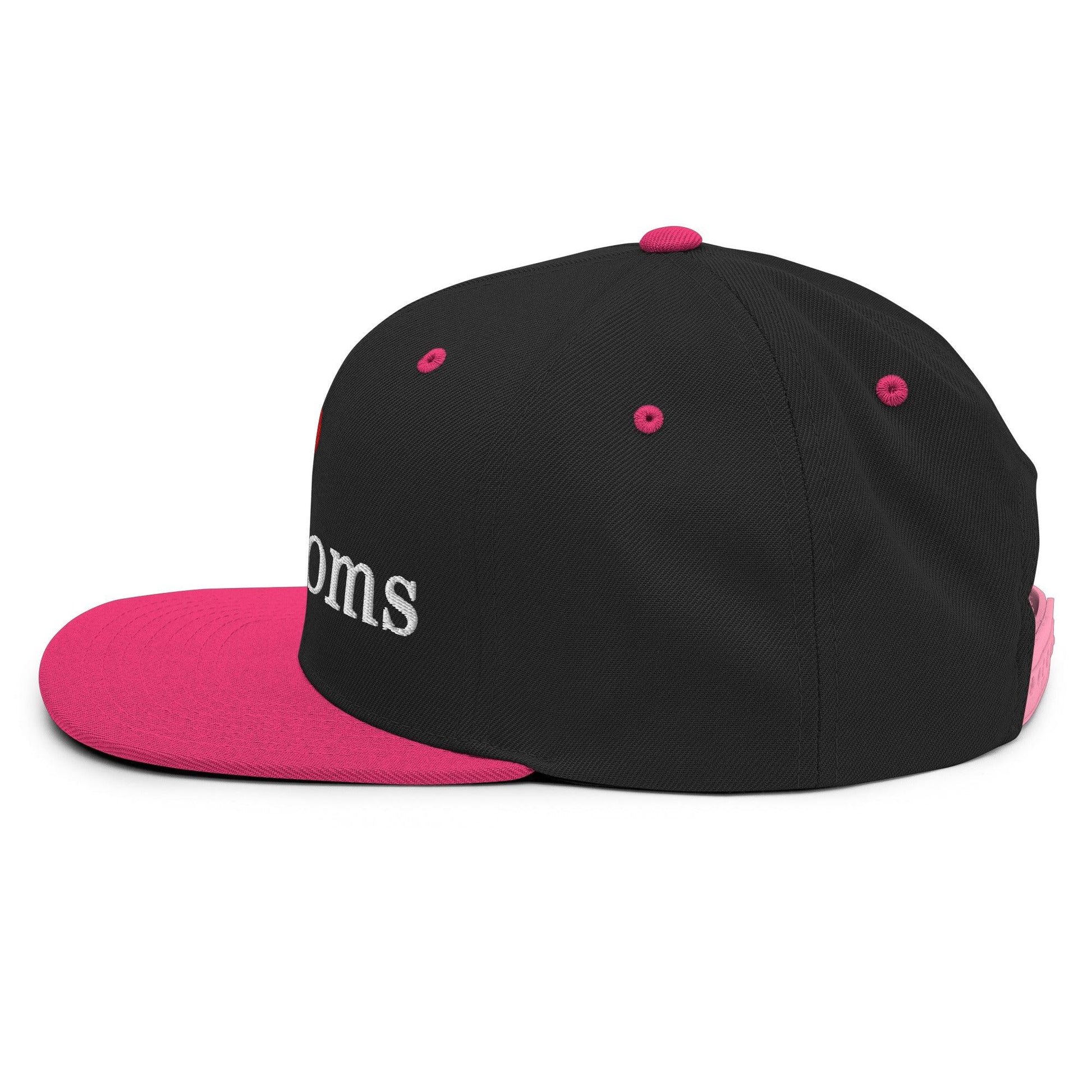 I Love Hot Moms Embroidered Flat Bill Brim Snapback Hat