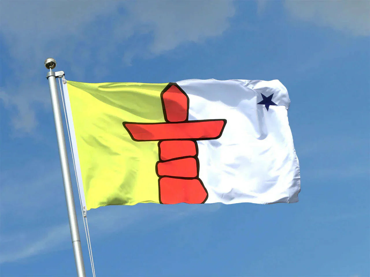 Nunavut Flag – Various Sizes 🇨🇦 - 9x18in